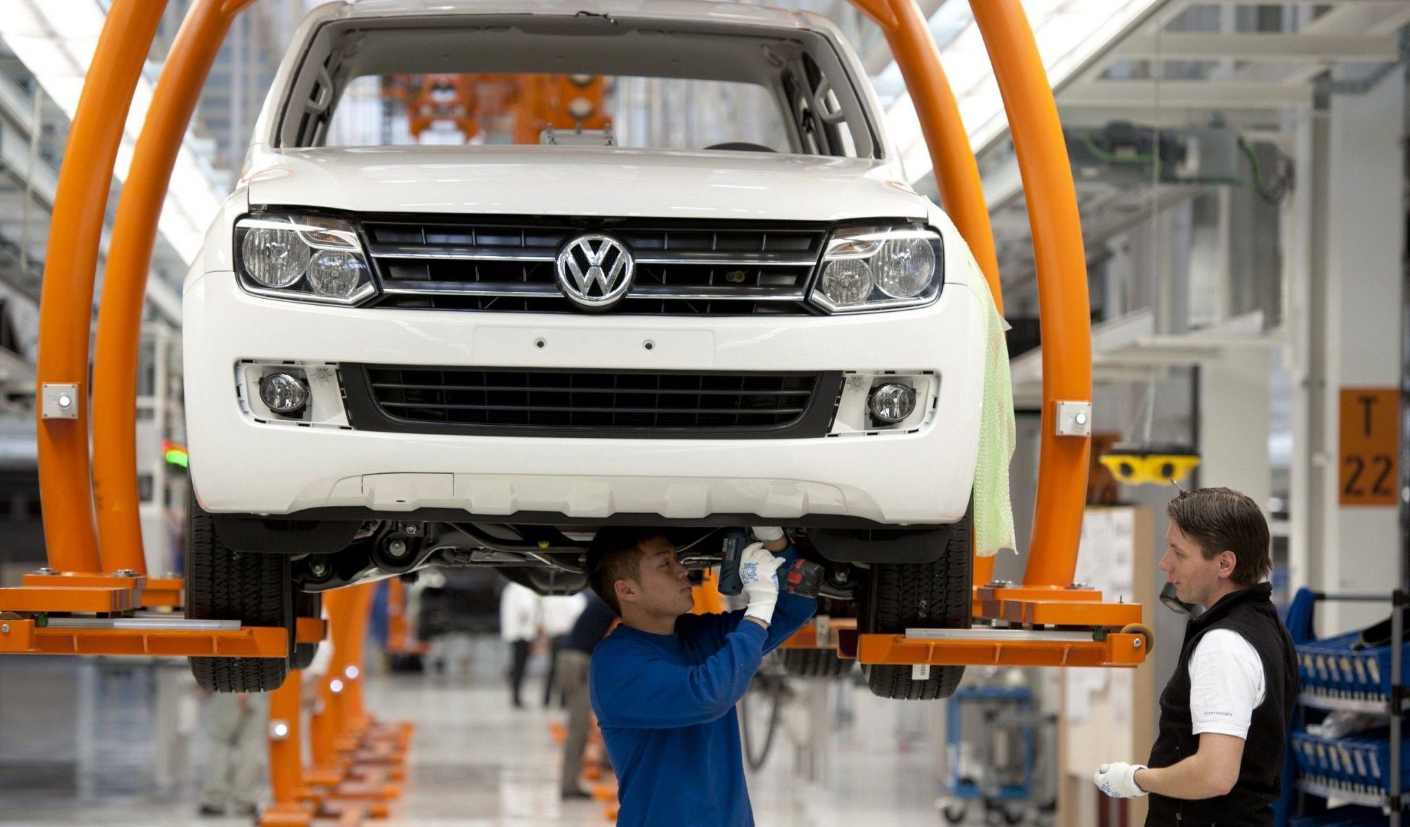 Volkswagen опять приостановил производство в России