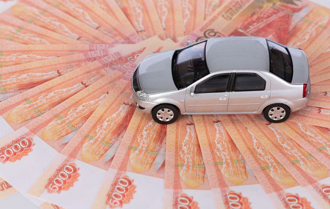 Более половины дилерских центров подняли стоимость авто в октябре