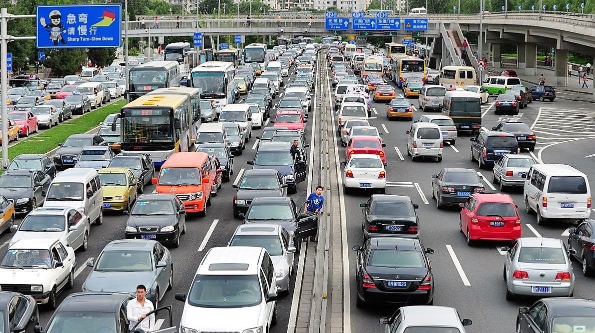 Китайцы больше всех покупают автомобили