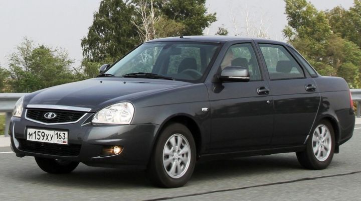 18 ноября «АвтоВАЗ» начинает продажи Lada Priora с 1,8-литровым двигателем