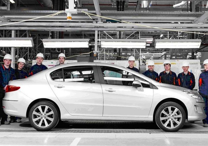 Производство Peugeot и Citroеn в Калуге перенесли на середину августа