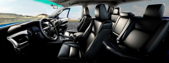 Новое поколение легендарного рамного Toyota Hilux доступно для заказа в «Тойота Центр Невский»