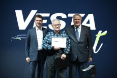 В Санкт-Петербурге стартовали продажи LADA Vesta