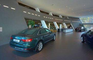 Audi открывает дилерский центр в Европе в концепции Терминал