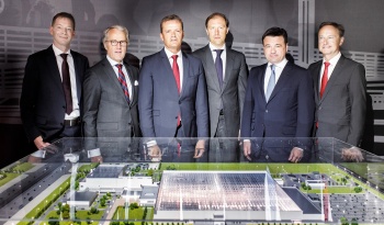 Mercedes-Benz закладывает фундамент завода по производству легковых автомобилей в России