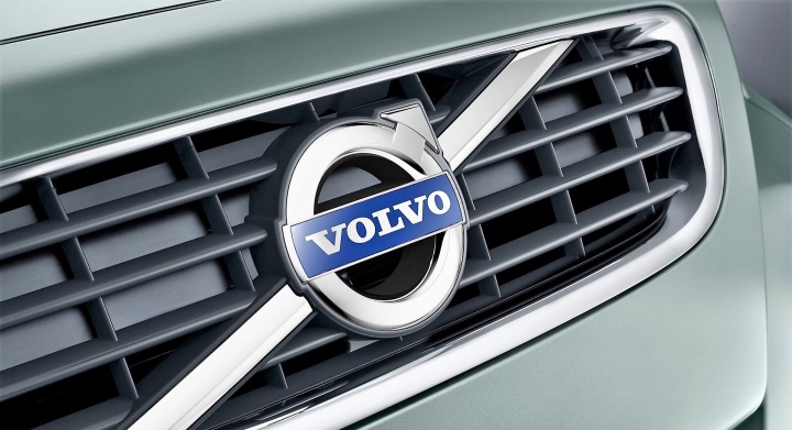 Все новые автомобили Volvo получат электродвигатели