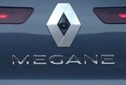 Компания Renault презентовала обновленный седан Megane (ВИДЕО)