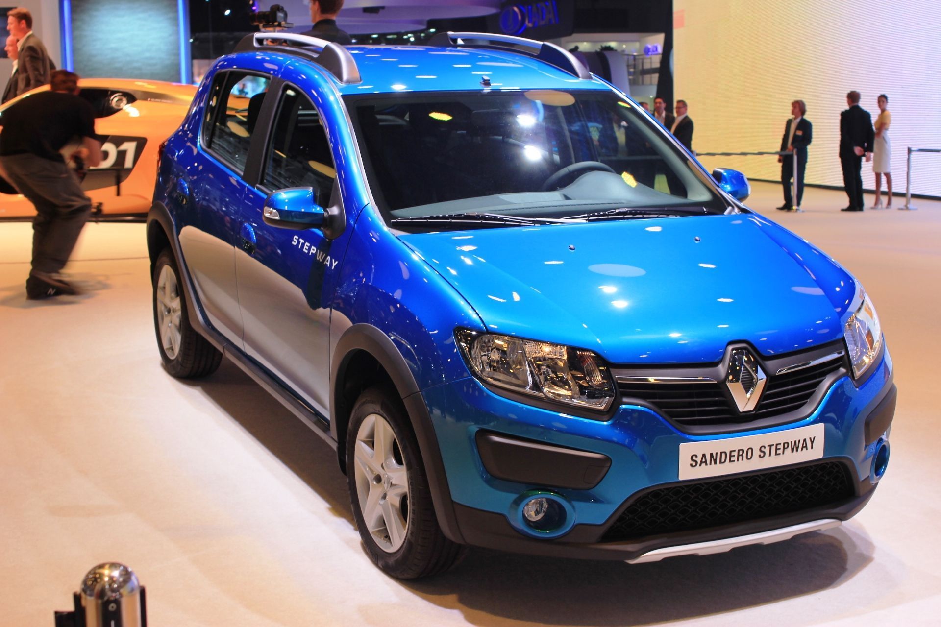 Покажи renault stepway