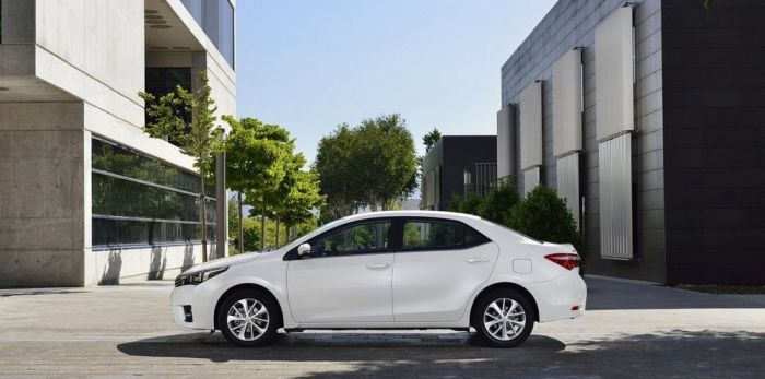 Тойота Королла 2013 (Toyota Corolla 2013)