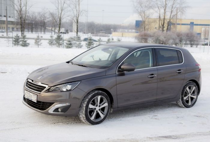 Peugeot 308.