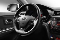 Тест-драйв обновлённого KIA RIO. Рулевая колонка