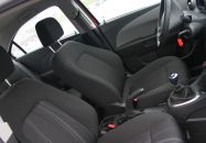 Chevrolet Aveo 2012: передние кресла