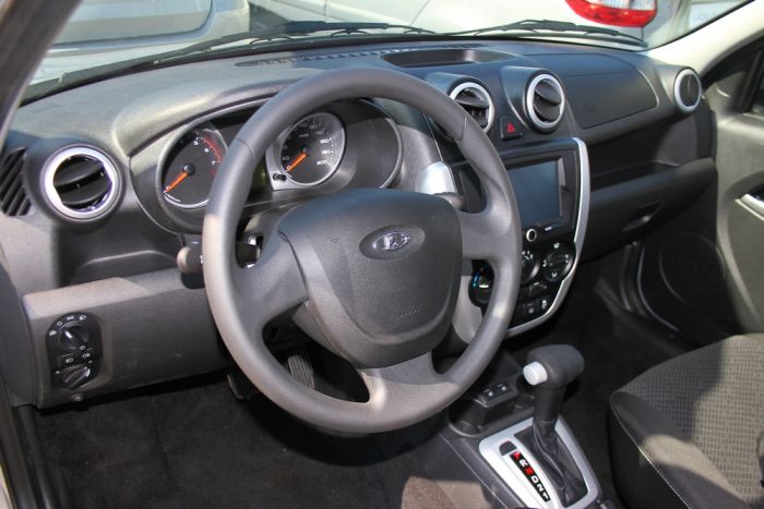 Лада Гранта лифтбек