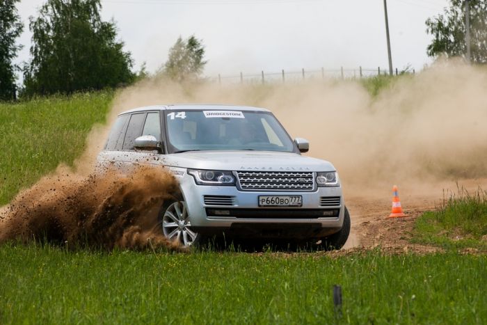 Bridgestone на Land Rover Experience
