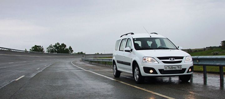 Lada Largus занял первое место в рейтинге самых популярных универсалов.