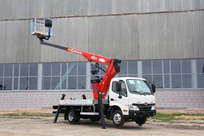 Коампактный автогидроподъемник Коампактный автогидроподъемник