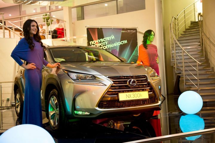 Презентация Lexus NX в &laquo;Лексус &ndash; Пулково&raquo;