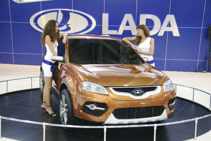 В 2015 году "АвтоВАЗ" увеличит производство.