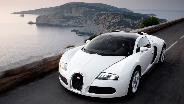 Белые машины вновь стали самыми популярными у автомобилистов в 2014 году