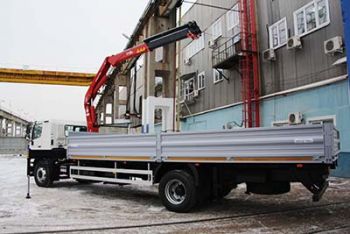 Надёжный кран Amco Veba 115 3s на базе Hino-500 Надёжный кран Amco Veba 115 3s на базе Hino-500