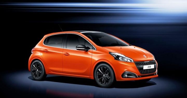 В Интернете появились фото обновленого Peugeot 208