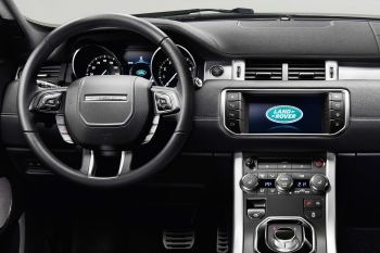 В Интернете появились официальные фото Range Rover Evoque 2016 года