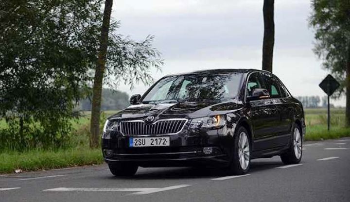 В Женеве озвучили стоимость Skoda Superb третьего поколения