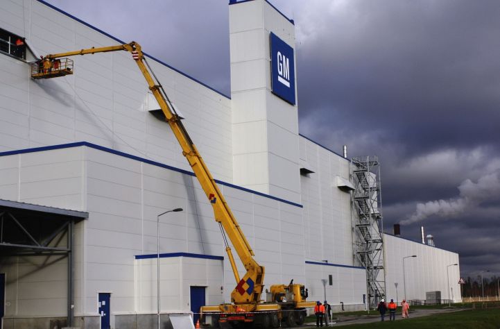 General Motors закрывает завод в Санкт-Петербурге: Opel и Chevrolet уходят с рынка