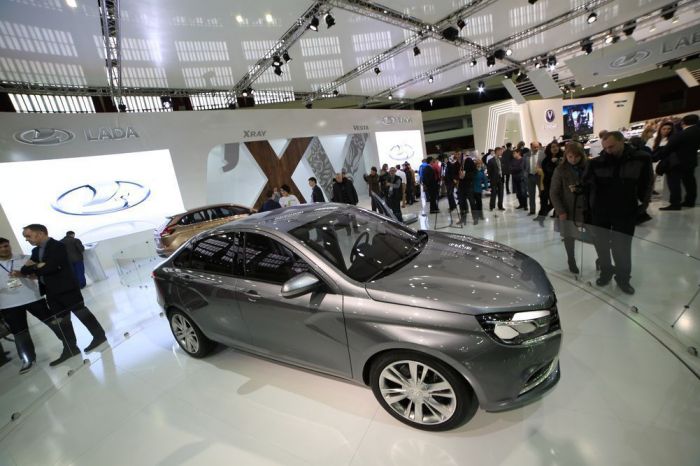 Мир Автомобиля 2015. Lada Vesta