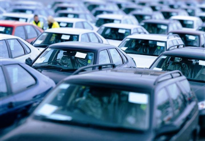 Россиянам помогут вернуть 13% от стоимости авто Россиянам помогут вернуть 13% от стоимости авто