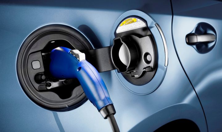 Испания выпустила 27 тысяч электрокаров