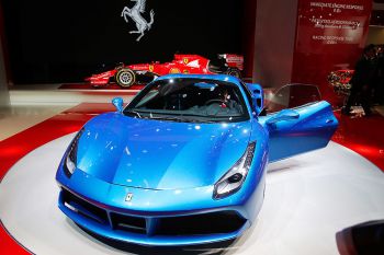 ferrari 488 spider