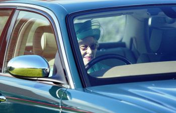 Елизавете II подарят первый Bentley Bentayga