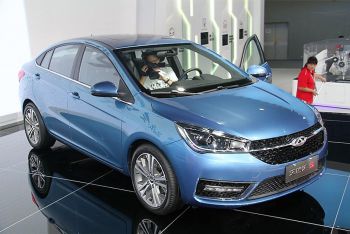 Стала известна цена нового Chery Arrizo 5