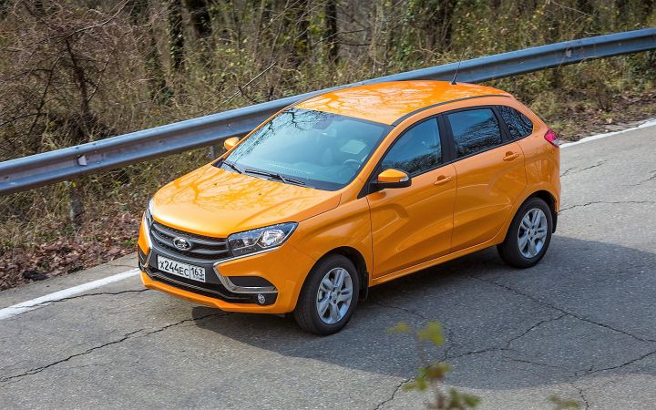 Эксперты посчитали проданные в феврале Lada Xray