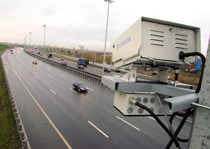 штраф с камеры без подписи инспектора незаконен