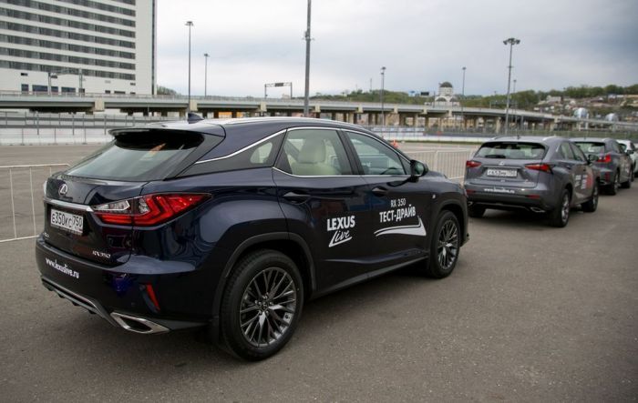 Новый Lexus RX 350 Новый Lexus RX 350
