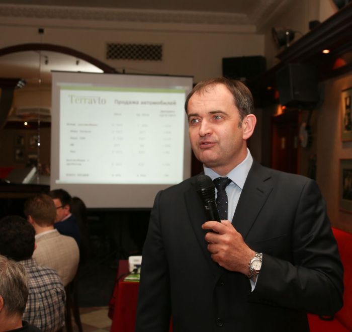 Владислав Борисович Рыдаев, генеральный директор ГК "Терра Авто" Владислав Борисович Рыдаев, генеральный директор ГК "Терра Авто"