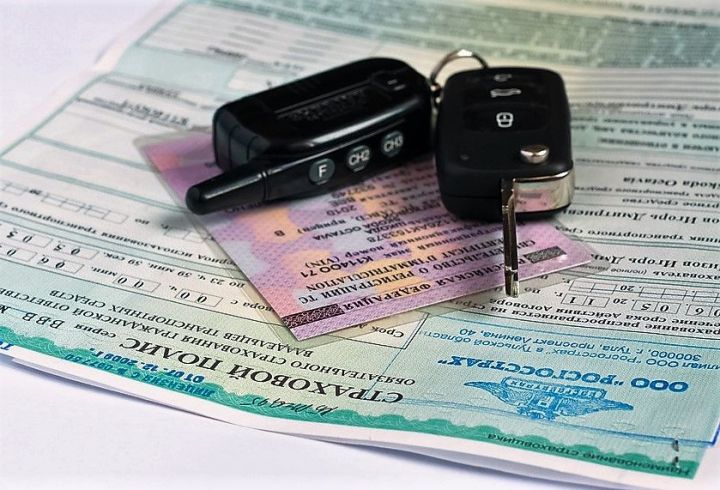 Полисы ОСАГО продают по новой системе: бланков опять не хватает