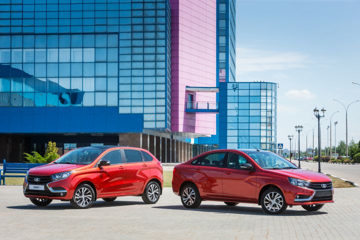 «АвтоВАЗ» в честь своего 50-летия показал представил лимитированные версии Lada «АвтоВАЗ» в честь своего 50-летия показал представил лимитированные версии Lada