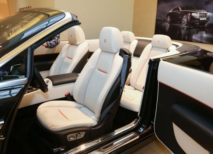 Rolls-Royce Motor Cars St.Petersburg. Rolls-Royce DAWN Rolls-Royce Motor Cars St.Petersburg. Rolls-Royce DAWN