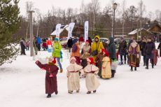 В Русской деревне &laquo;Шуваловка&raquo; весело встретили Весну со SKODA Wagner